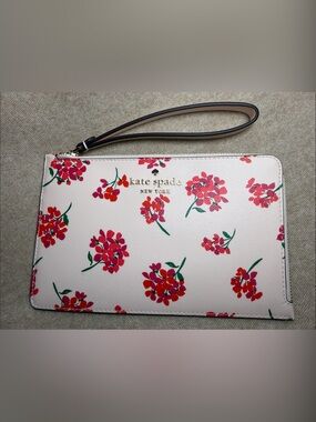 kate spade pink floral wristlet clutch with red blooms